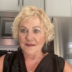 Meet your Posher, Jeanette